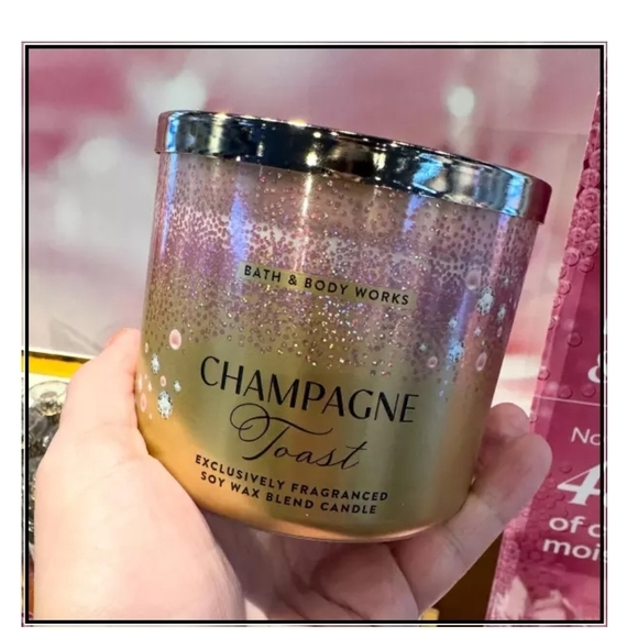 Bath & Body Works Champagne Toast 3-Wick Candle - Picture 3 of 4